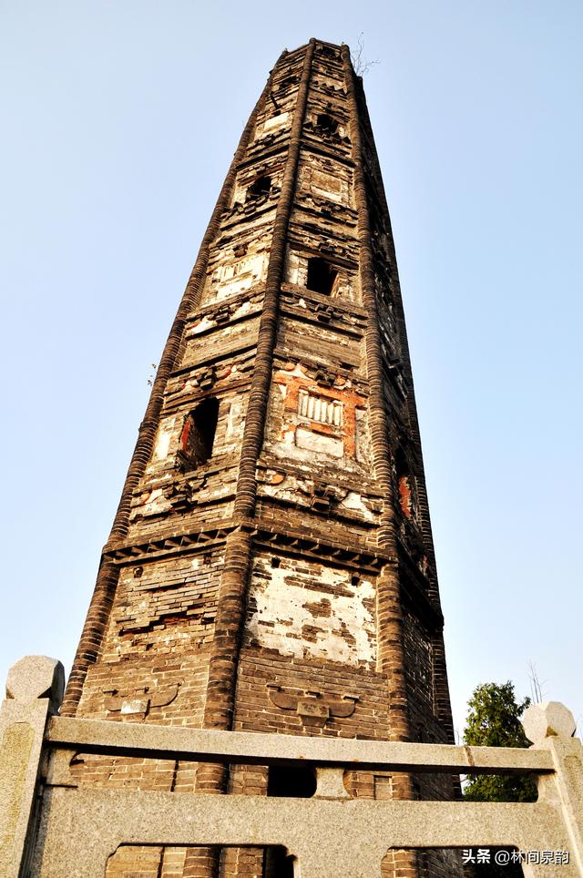 比萨斜塔建筑欣赏，掩藏于九峰十二山的“上海比萨斜塔”