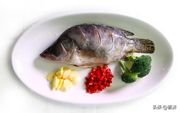 正宗臭鳜鱼腌制秘方：发酵技巧与烹饪步骤详解，让你在家轻松复刻徽州风味