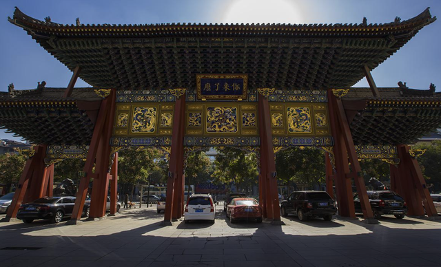 城隍爷是神还是鬼，城隍爷是什么神仙化身（几乎每个城市都有城隍庙）