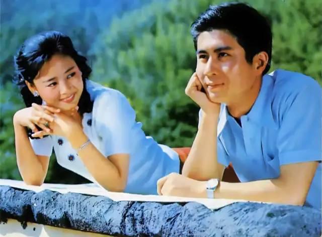 言情小说排行榜2013前十名，2013年小说排行榜言情（80年代父辈迷恋的“挂历女神”）