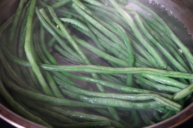 豆角肉馅饺子怎么调馅，豆角素馅饺子怎么调馅（大肉馅饺子怎么调馅）
