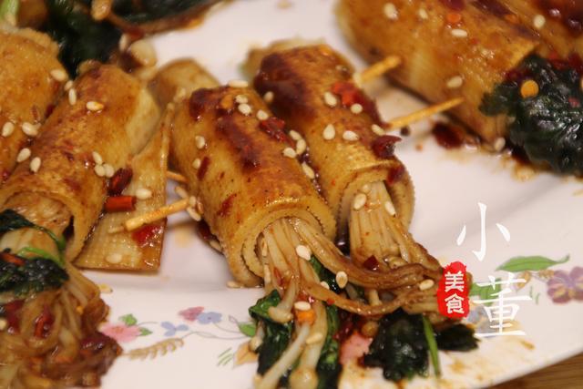 金针菇怎么做好吃又简单，金针菇最最简单又好吃的做法（金针菇和它才是绝配）