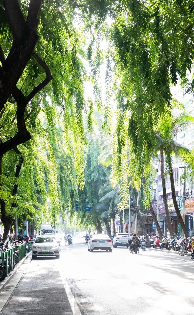 三亚小吃一条街在哪,三亚市区步行街小吃一条街(一条通往海边的美食老街) 三亚小吃一条街在哪,三亚市区步行街小吃一条街(一条通往海边的美食老街)