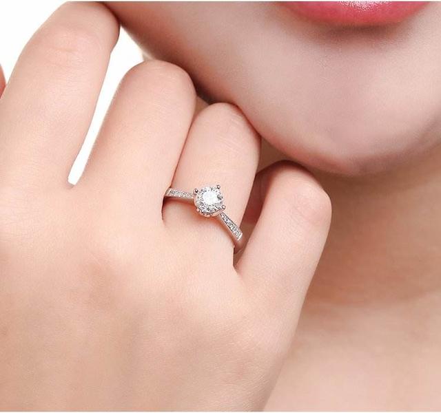 白金钻石戒指怎么选择，选择铂金钻戒时要注意这三点