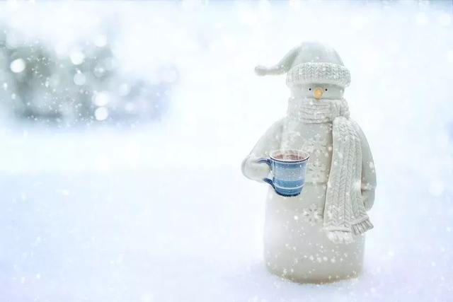 什么是雪盲症 雪盲症有哪些症状，什么是雪盲症（哪些人主要注意预防）