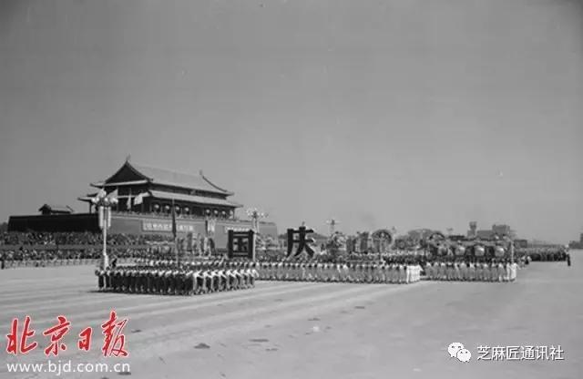 天安门资料，天安城门的资料（这30张照片里的天安门）