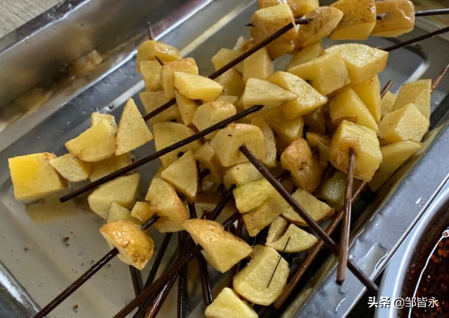 甜不辣是什么，甜不辣是什么菜（成都这家火了20年甜不辣）