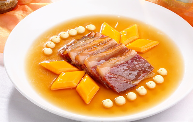 苏州特色美食排行榜前十名，苏州小吃排行榜前十名（盘点人间天堂苏州的各种美味佳肴）