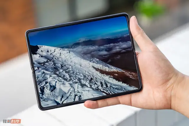 kimoji，极具个人风格：美国影星（kimoji怎么读）