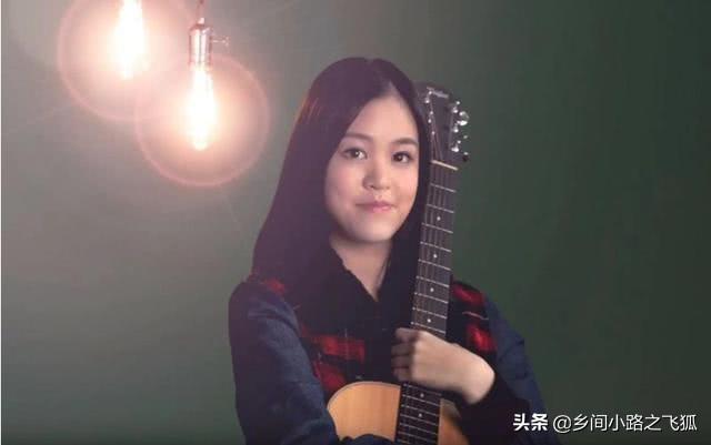 甘比和吕丽君身高，吕丽君和甘比同框（刘銮雄17岁二女儿多才多艺音乐才华出众）