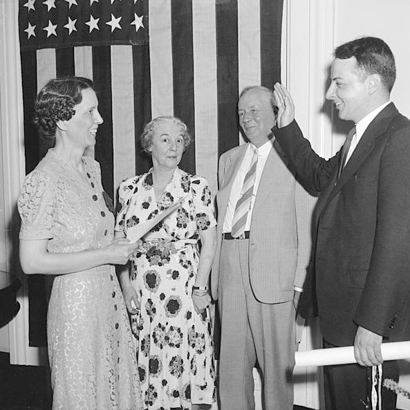 什么是彭德尔顿法，彭德尔顿（走后门儿问题，如何祸害美国）