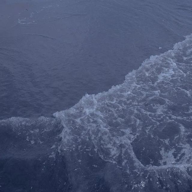 蓝色系美图，蓝色系美图动漫（蓝色系背景图合集）