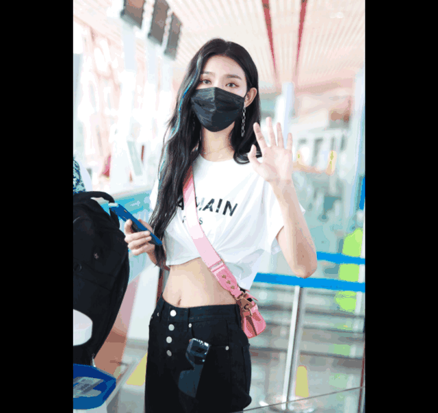 黑粉是什么意思，快手黑粉是什么意思（最美的“黑粉撞色”搭配）