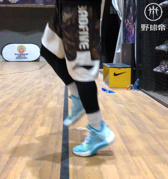 运动鞋带的系法，运动鞋如何系鞋带（防止崴脚！你得这么练！）