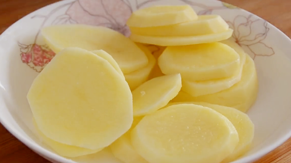 圖片[2]-【糖醋土豆窩頭】做法步驟圖 Q彈有嚼勁 孩子愛吃-起舞食譜網(wǎng)