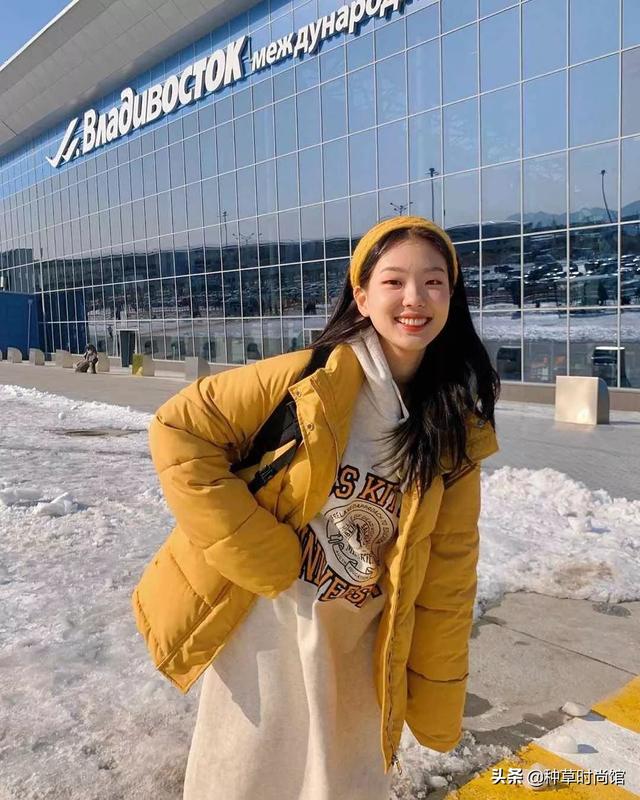 请问卫衣绒英文怎么讲，绒衣用英语怎么说（卫衣内搭的N种方法）