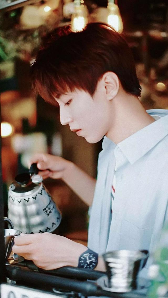 王俊凯高清壁纸，王俊凯高清壁纸图片（珍藏高清：你们要的王俊凯壁纸）