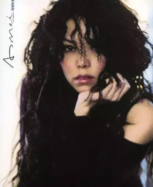 人质歌词，谷江山人质歌词（23年没有人成功模仿过她）