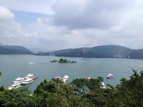 日月潭图片全景，日月潭攻略（南北形合日月潭）