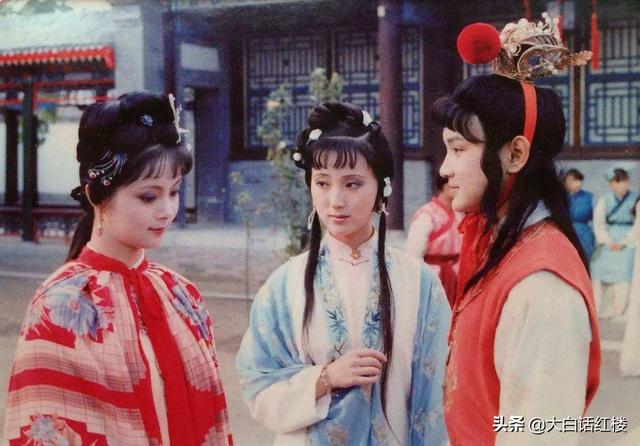 百花之王是什么花，为何薛宝钗的花名签是牡丹