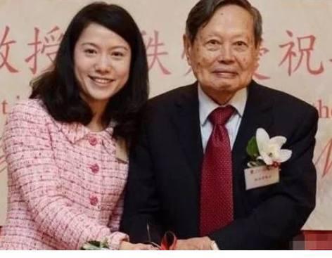 杨振宁 翁帆 怀孕，翁帆和杨振宁结婚的真正原因（怪不得能不顾外界言论）