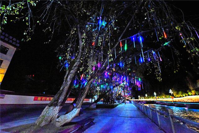 九寨沟海拔最高多少米，九寨沟海拔高度是多少米（中国最美的县城之一）