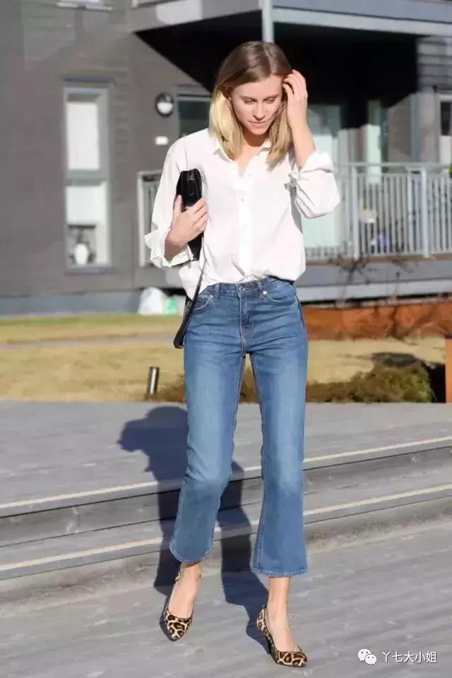 粗跟低帮高跟鞋怎么搭配裤子，气场超强的时髦组合