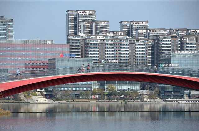 成都天府新区属于哪个区，成都天府新区属于哪个区管辖（成都天府新区究竟好不好）