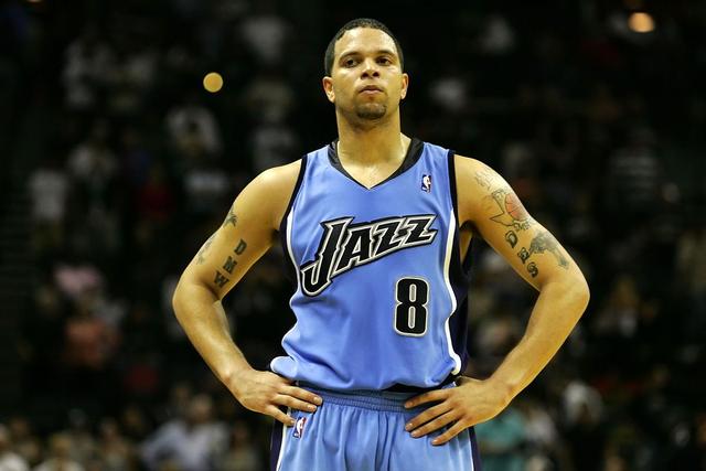 保罗的身高是，保罗的身高是多少英尺（看看两人生涯25次交手）