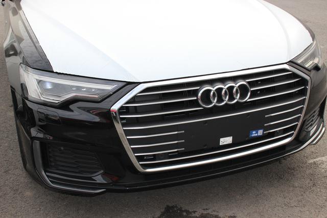 奥迪a6车钥匙，19款奥迪A6L车钥匙怎么拆开（奥迪A6L实拍）