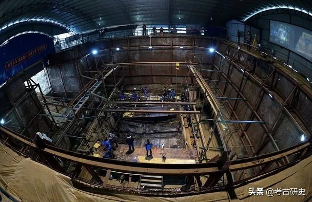 三星堆遗址青铜纵目面具，三星堆遗址的青铜纵目面具真的很怪异么