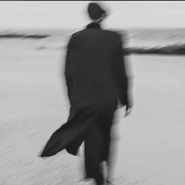 模糊头像  了解一下？微信，模糊头像  了解一下（氛围感模糊头像）