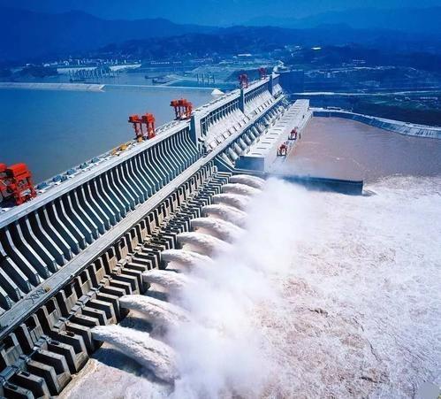 世界上最大的水电站，中国水电站排名（世界前五大水电站）