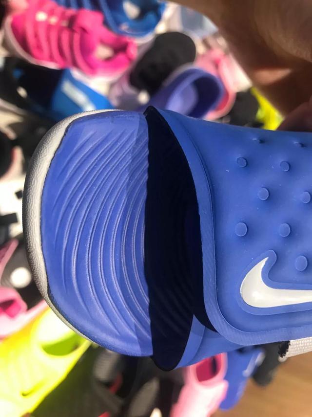 儿童凉鞋怎么选择比较好，儿童凉鞋到底要怎么选