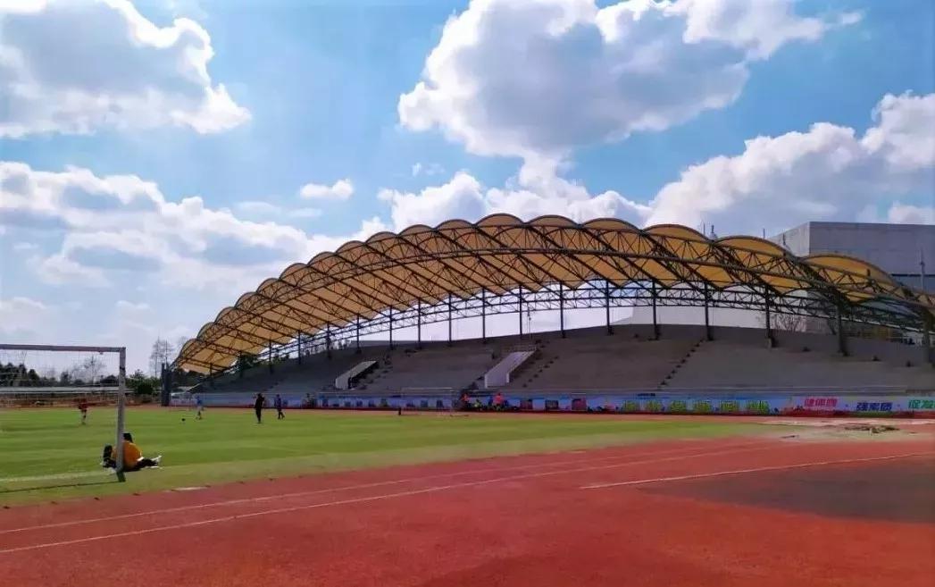 语林:一个独处的好去处,清晨一个晨读的好地方,夕阳一个自省的好地方