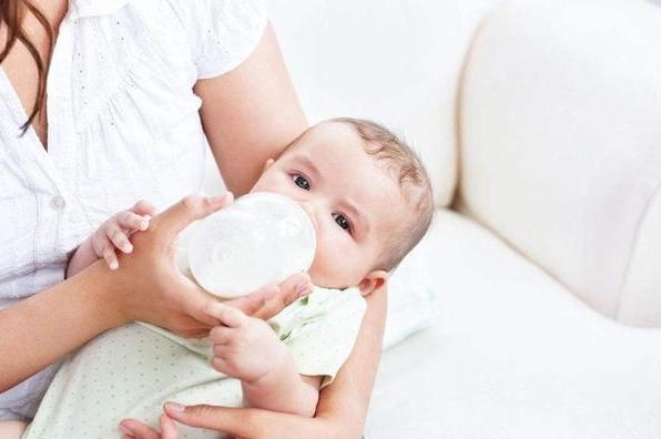 吃母乳会肠胀气吗，混合喂养宝宝更容易肠胀气（妈妈做到以下这几点）