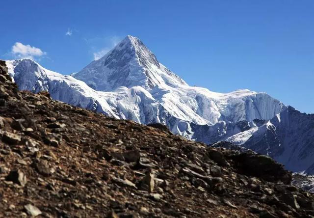 田海子 登山,田海子山攀登(那个收集雪山秘境的追峰少年) 田海子 登山,田海子山攀登(那个收集雪山秘境的追峰少年)