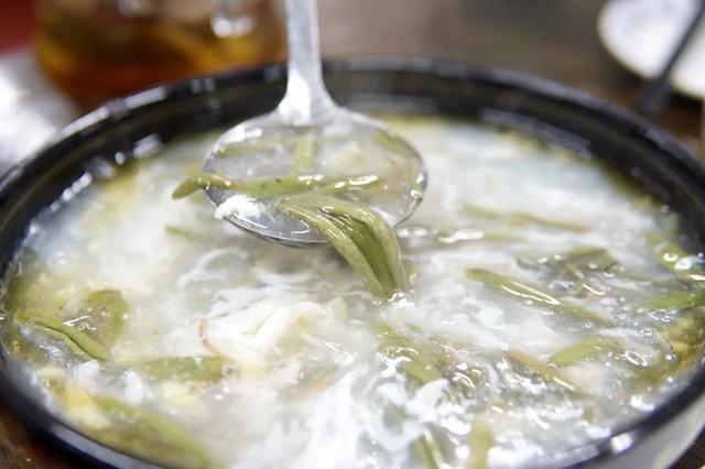 苏州特色美食排行榜前十名，苏州小吃排行榜前十名（盘点人间天堂苏州的各种美味佳肴）