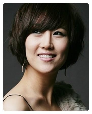 初恋张润贞歌词，喜欢你原唱黄家驹（娱乐圈中光彩照人的明星们和他们身后贪得无厌的家人们）