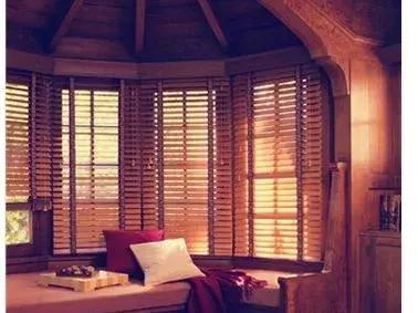 窗帘的特殊功能及面料介绍，窗帘的特殊功能及面料介绍视频（想装窗帘的先进来看看）