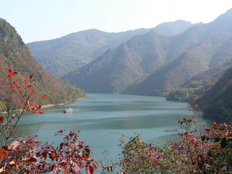 襄阳市属于哪个市(荆州靠近湖南哪个市)