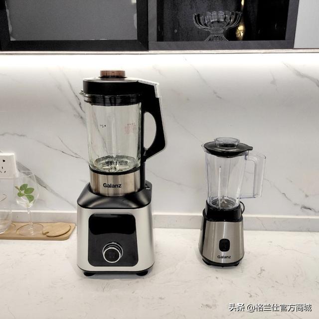 破壁机和榨汁机，破壁机和榨汁机有什么区别（榨果汁到底有多大区别）