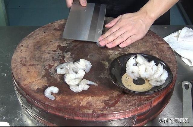 虾仁如何做好吃，虾仁怎么炒好吃又嫩（厨师长告诉你方法）