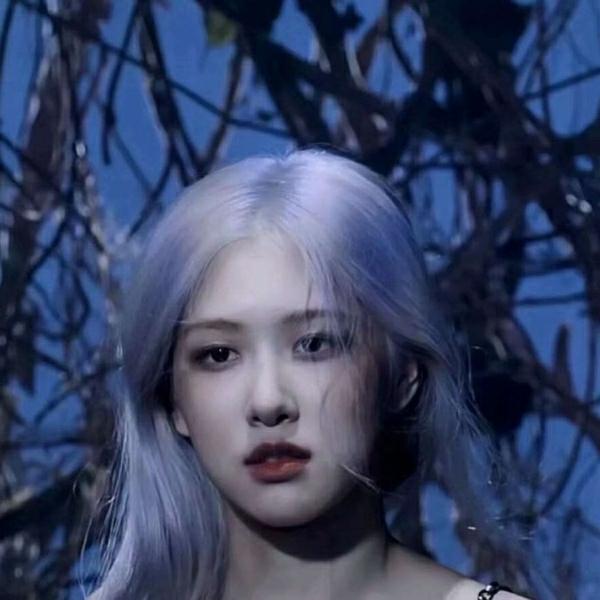 彩色头发妹妹可爱时尚，微信头像，彩色头发妹妹可爱时尚（看完图片我想染个彩虹头）