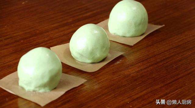 如何做清明团子，清明团子的制作方法（教你做时令美食青团）