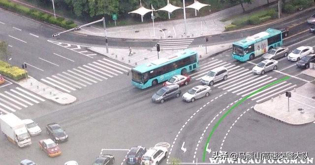 右转弯安全知识，左转大弯右转小弯图解