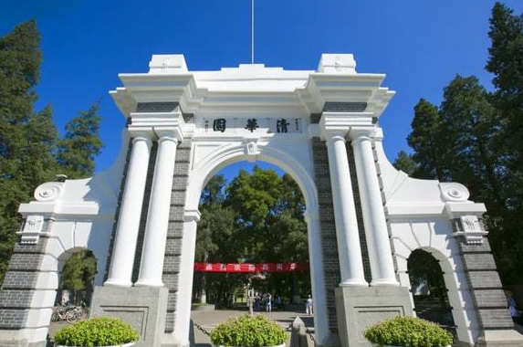 清华大学校花小说（清华博士校花美出圈）