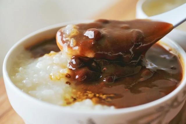 苏州特色美食排行榜前十名，苏州小吃排行榜前十名（盘点人间天堂苏州的各种美味佳肴）