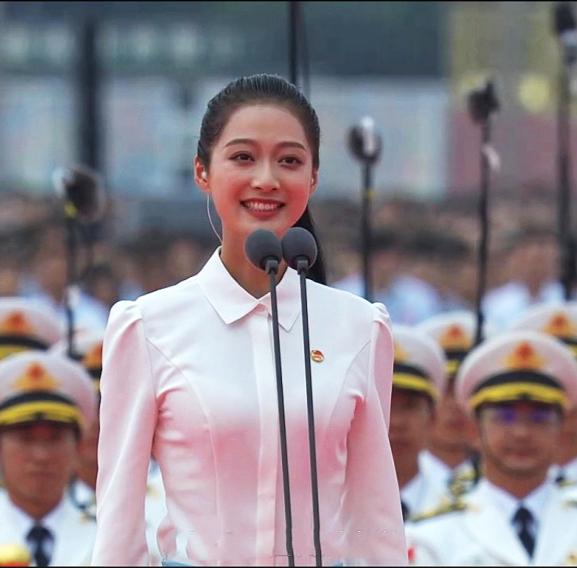 元济高级中学（美女校花冯琳）