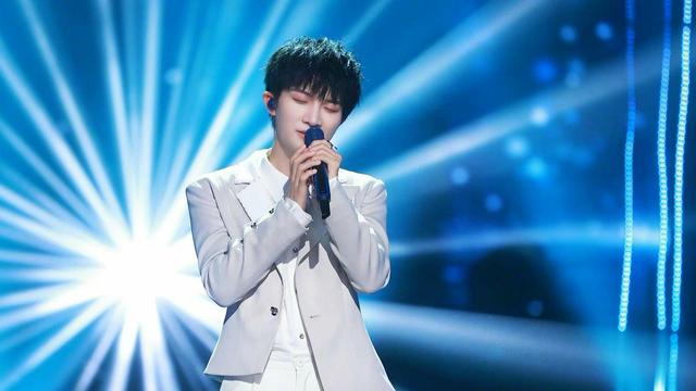 基操是什么意思，基操勿6是什么意思（听说手机放枕头边有辐射）